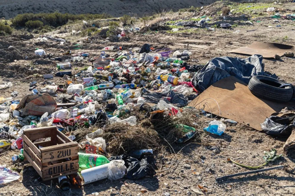 La Municipalidad intensifica las tareas de saneamiento en distintos barrios de Comodoro