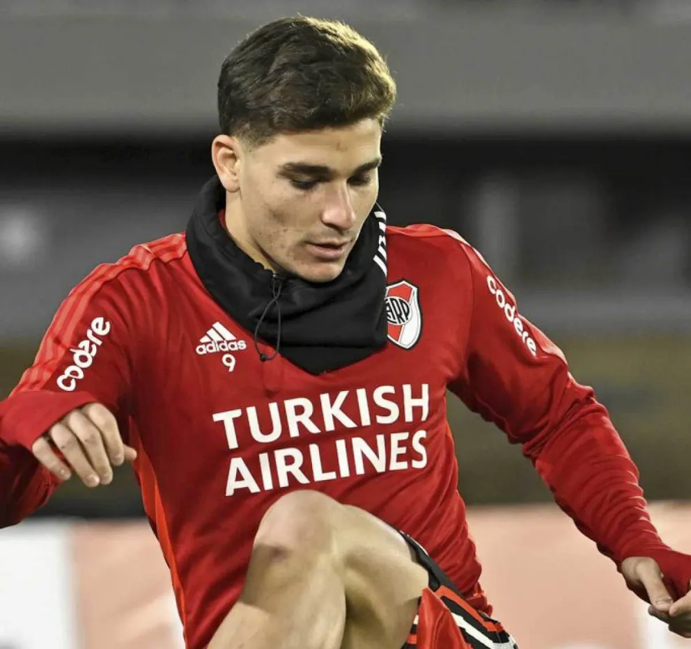 River, en medio de un brote de Covid-19, recibe a Colo Colo