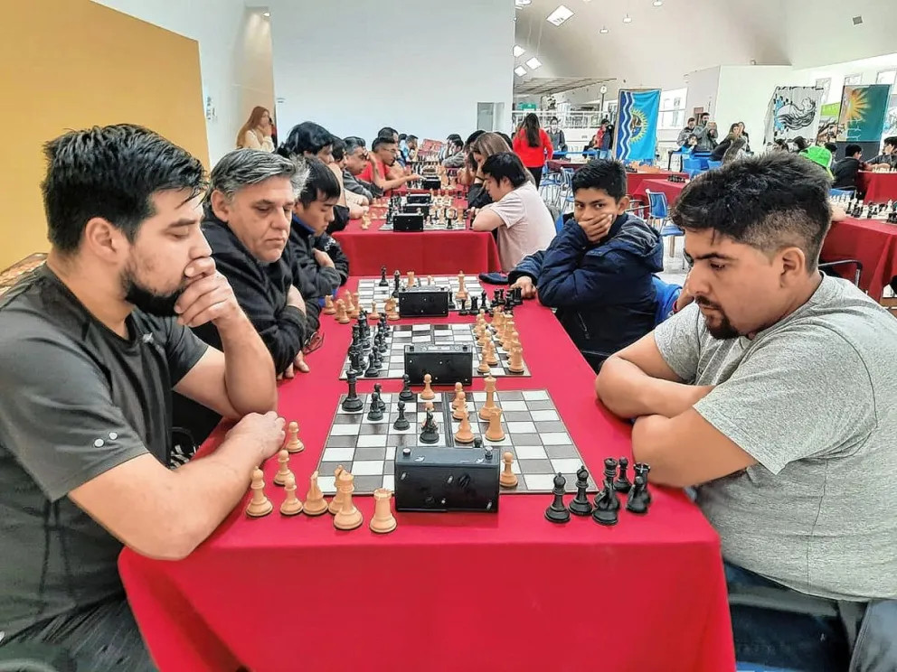 Lucas Rivas ganó el interprovincial de ajedrez