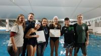 Dos jóvenes nadadoras barilochenses fueron distinguidas por la Legislatura