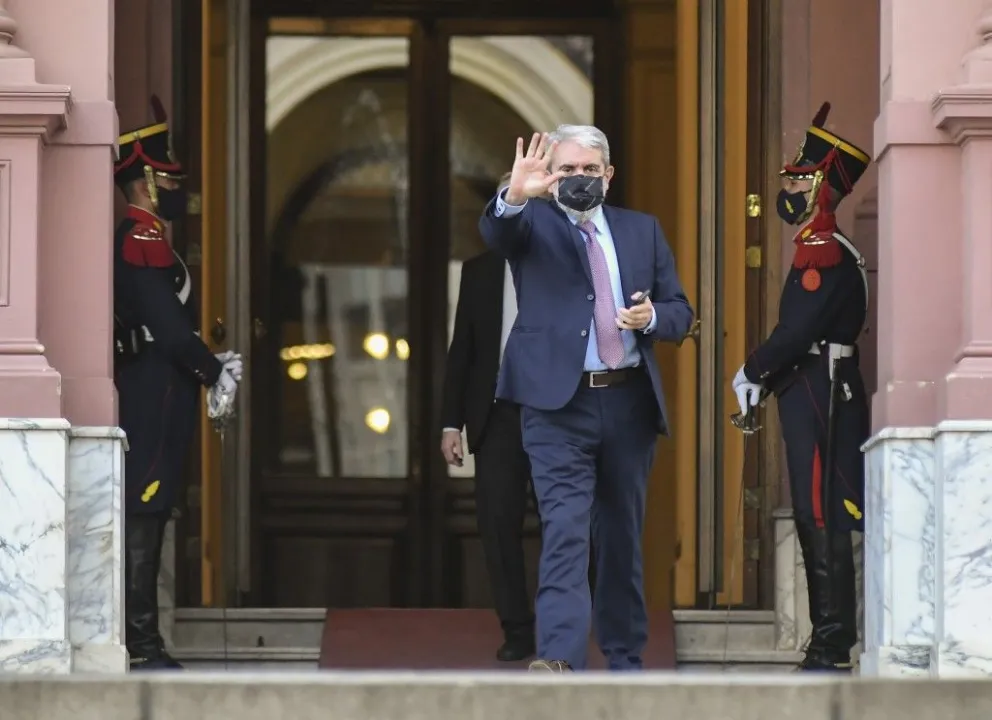 Aníbal Fernández calentó la interna del Frente de Todos: "Cristina se corrió de la gestión"