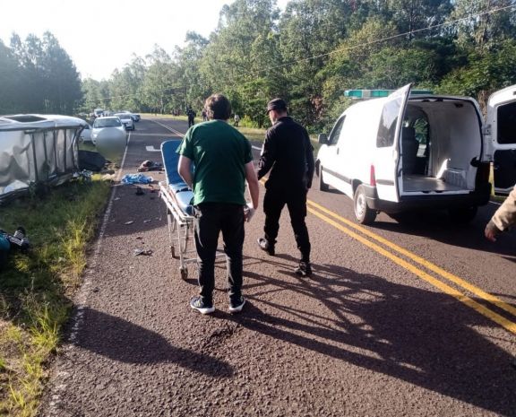Despiste y vuelco dejó dos fallecidos sobre ruta 3 en Cerro Corá 