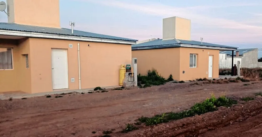 Promesas que duelen: Un barrio de  Puerto Deseado lleva una década sin gas 