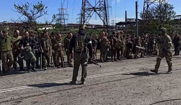 Más de 1.900 militares ucranianos de Azovstal se rindieron a las fuerzas rusas