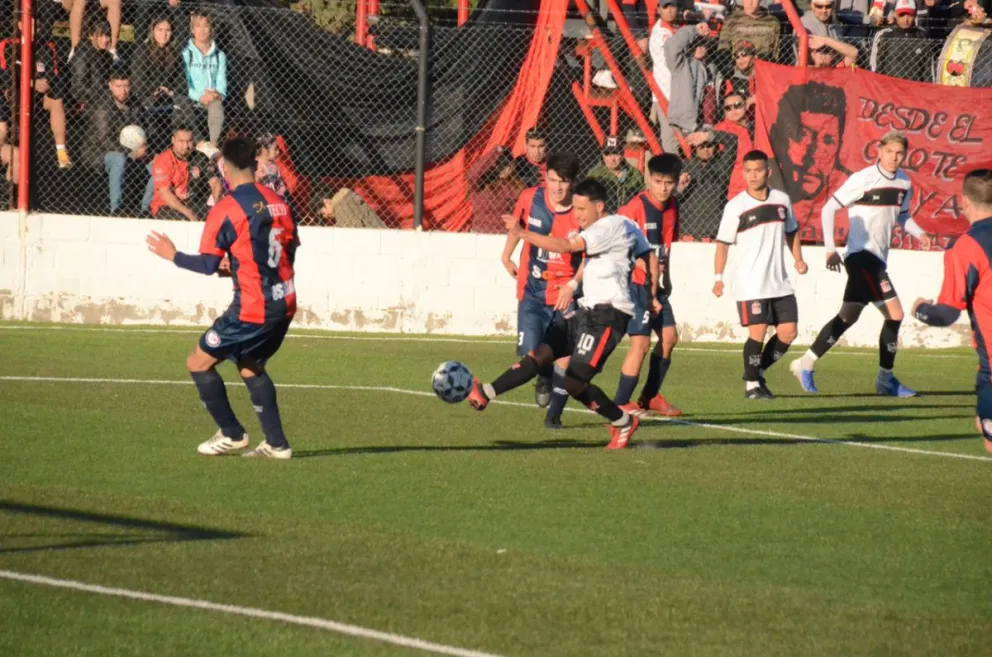El fútbol local comenzará más temprano