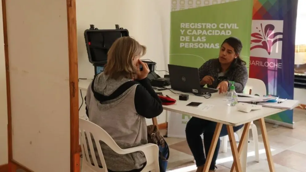 Desde el lunes, el Registro Civil móvil seguirá su atención en los kilómetros