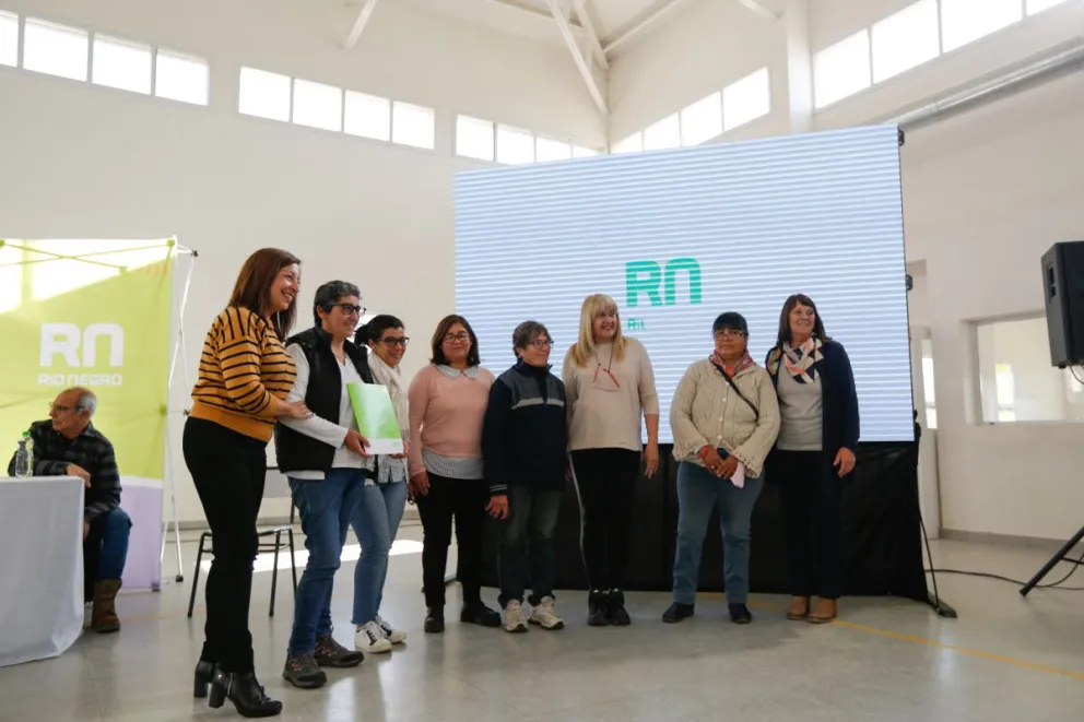 La Asociación Civil Artesanas Unidad recibió su personería jurídica