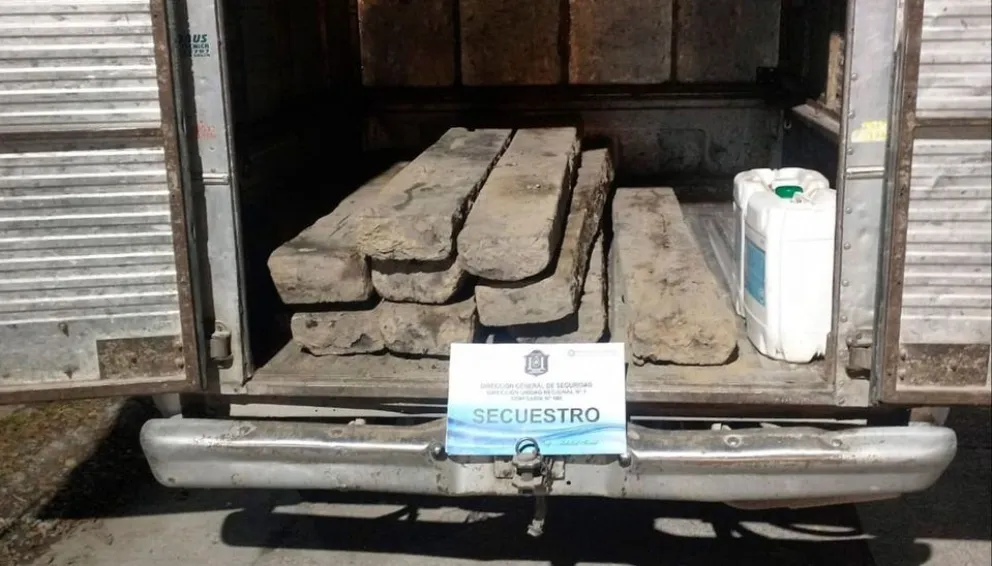 Salteños adinerados desmantelan vías y roban durmientes para decorar sus casas