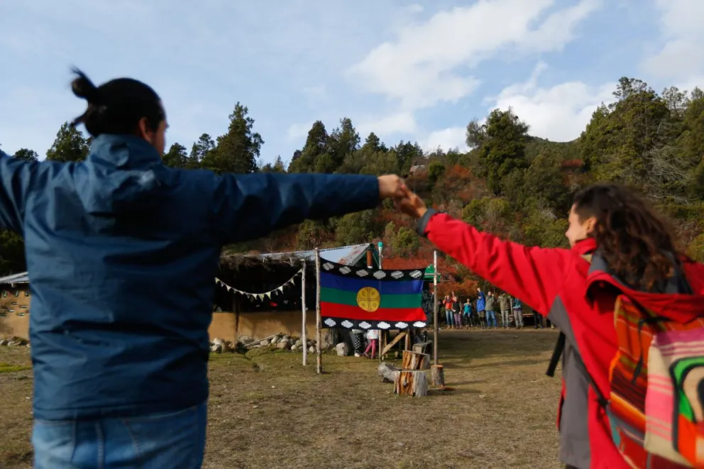 Concurrido y emotivo “abrazo” a la comunidad Millalonco Ranquehue