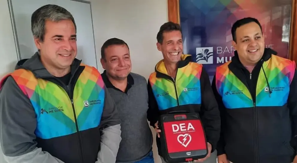 El gimnasio N°4 contará con un desfibrilador portátil comprado con actividades solidarias