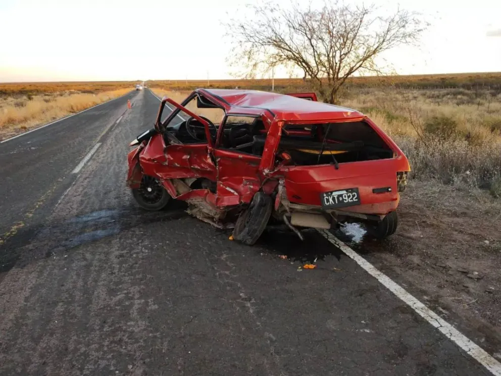 Dos vehículos se vieron envueltos en un violento siniestro vial en la Ruta 151
