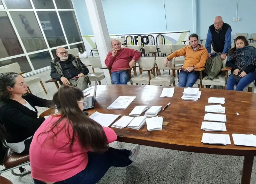 El azar definirá las sillas que faltan de los productores en la conducción del IDEVI