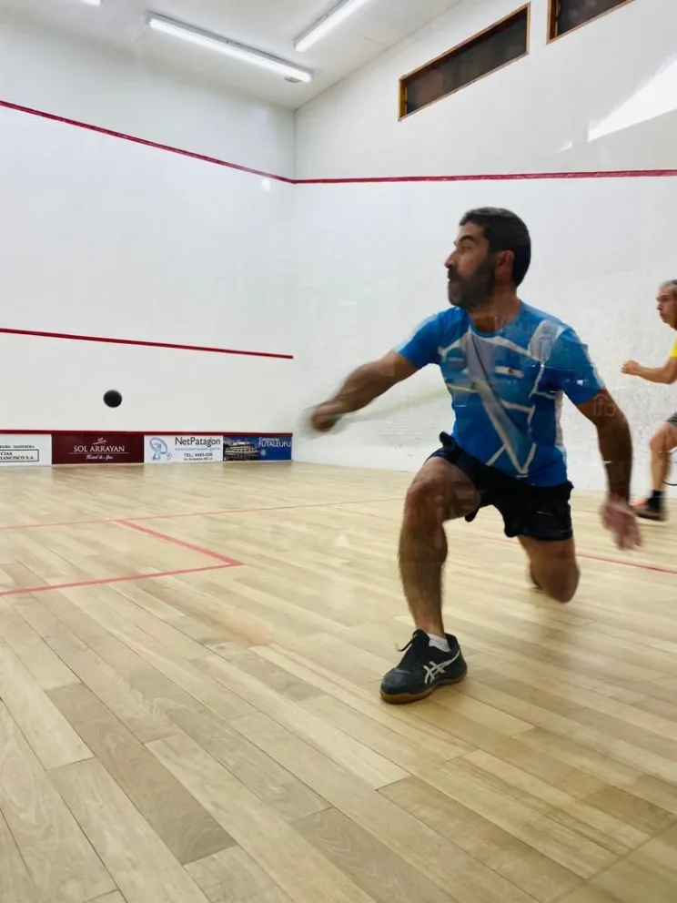 Squash: jugadores locales presentes en la segunda fecha del Patagónico