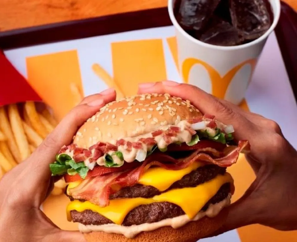 McDonald's lanza su nueva hamburguesa Grand Tasty Turbo Bacon