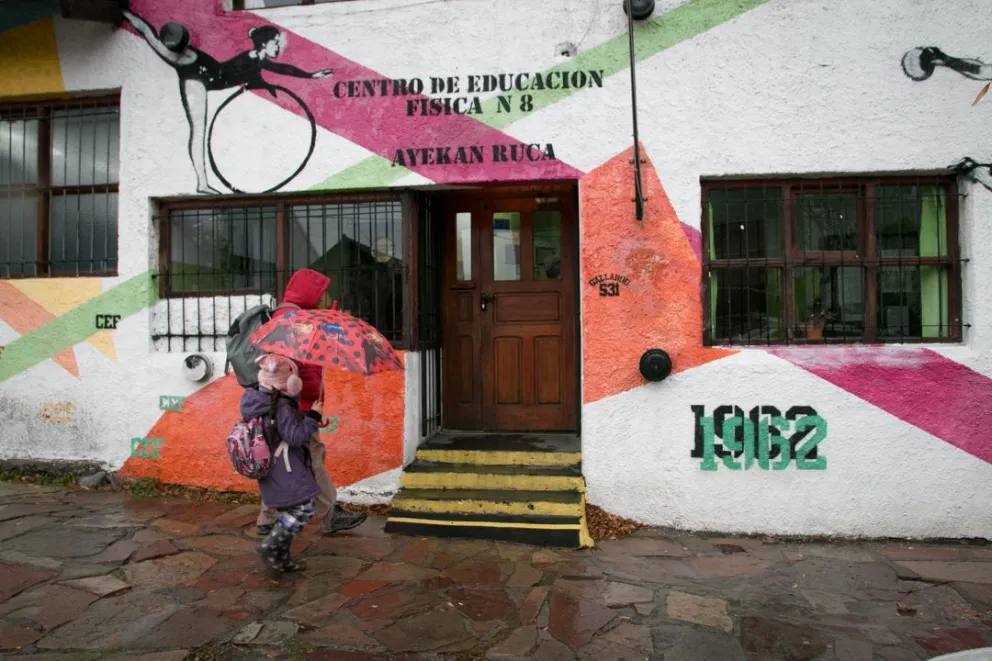 Educación de Provincia está trabajando para resolver los problemas de calefacción en la escuela N° 321 y el CEF N°8