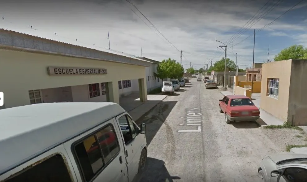 Divide aguas la disputa por la falta de calefacción en la escuela 2