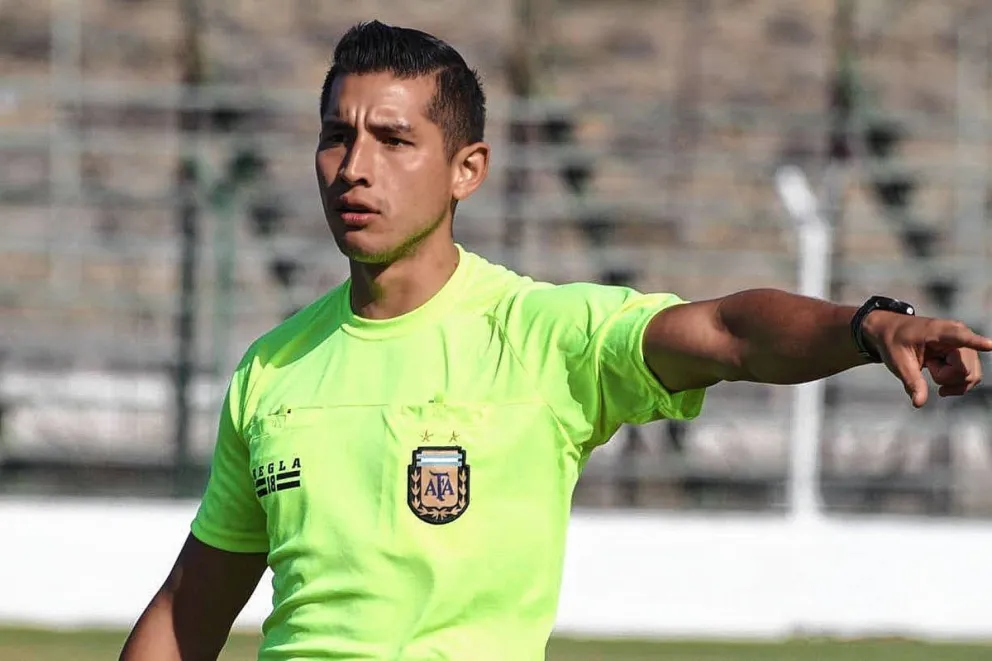 Nicolás Ibarnegaray será el árbitro de Argentina-Chile