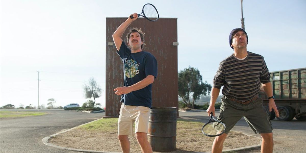Crítica de "Paddleton", la deconstrucción de la amistad masculina según Mark Duplass y Ray Romano