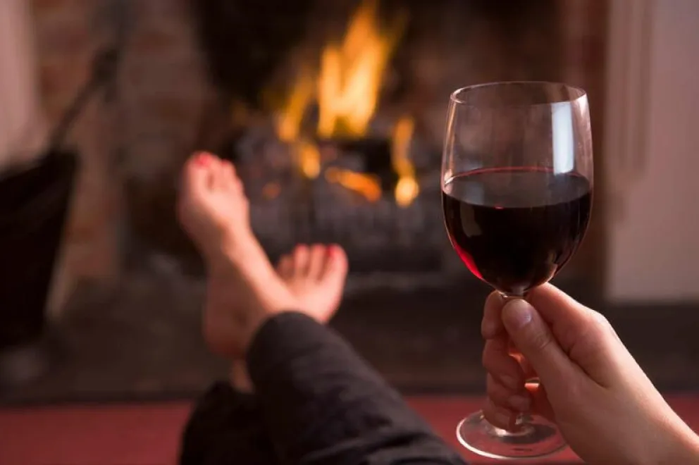 Nuevo estudio afirma que el consumo moderado de vino disminuye la grasa