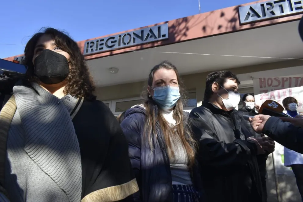 Sigue el conflicto de salud: renunciaron dos pediatras del Zatti 