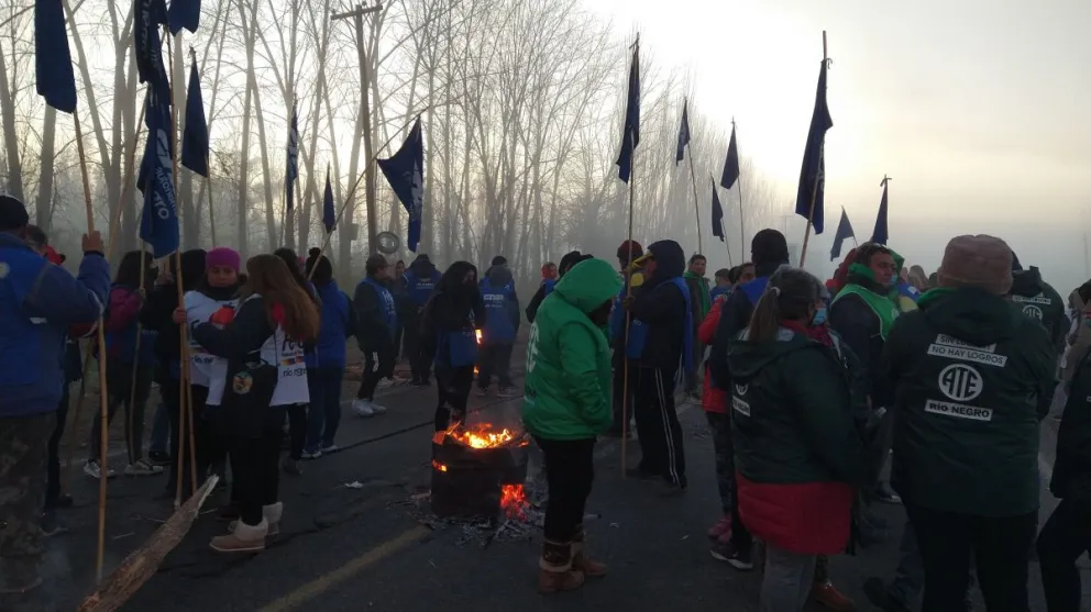Destacan la masividad de las medidas de lucha de ATE y CTA en el marco del paro nacional