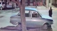 Insólito: le sacó la batería a su auto para que no se lo roben y se lo "afanaron" igual [VIDEO]