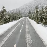 El tramo entre Bariloche y El Bolsón está despejado, pero se esperan fuertes heladas