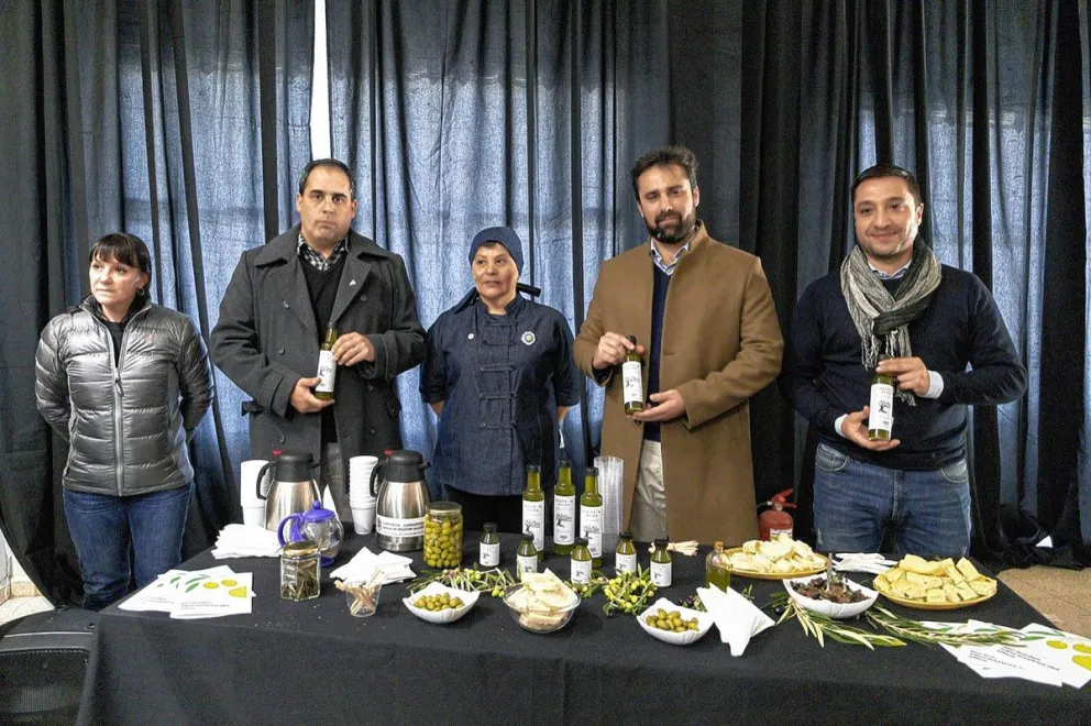 La Municipalidad presentó su programa olivícola como incentivo de la producción local