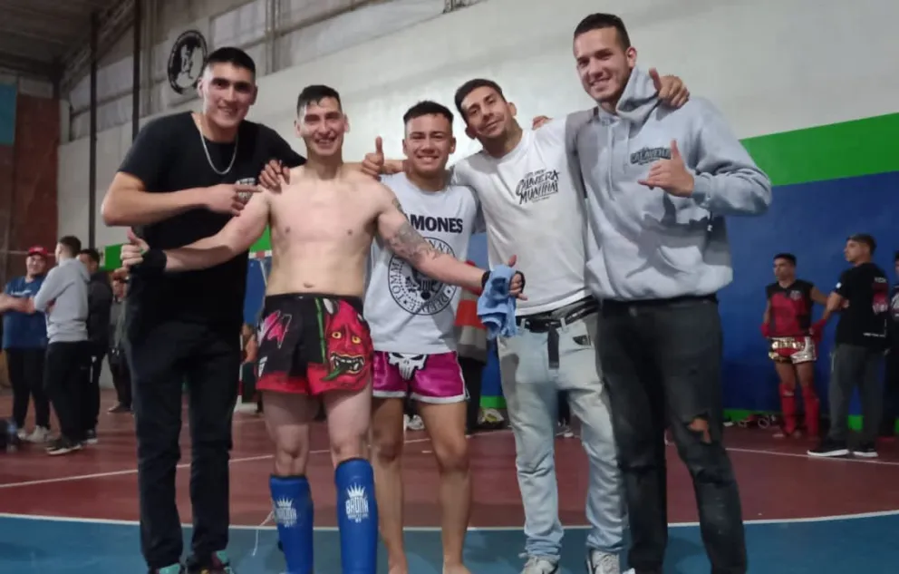 Calavera Muay Thai Bariloche sumó y mucho en El Bolsón
