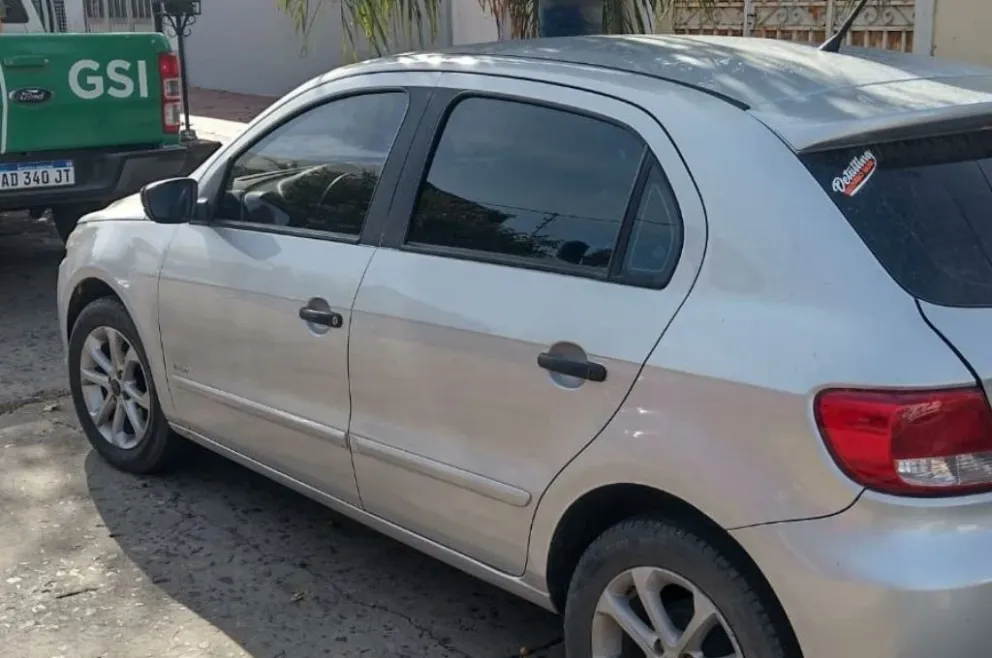 Pensó que le habían robado el auto, pero se había olvidado donde lo estacionó