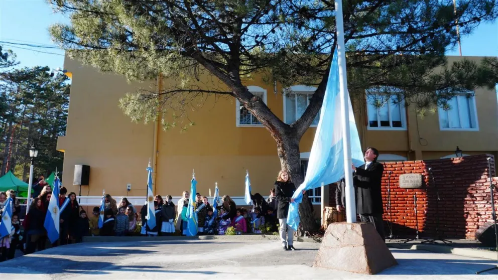 Rada Tilly celebró el 212 aniversario de la Revolución de Mayo
