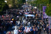 El gobernador encabezó el multitudinario desfile cívico militar del 25 de Mayo