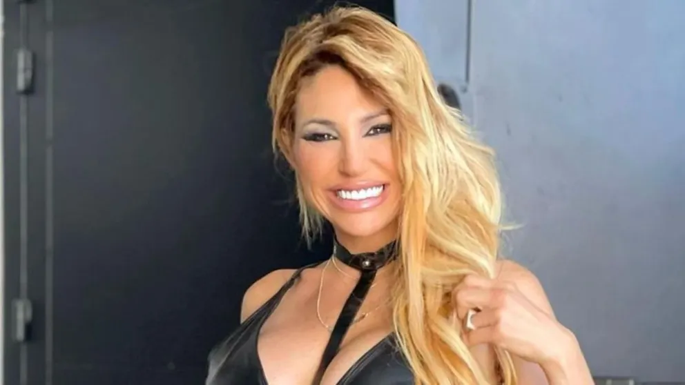 El impactante cambio de look de Vicky Xipolitakis: "Chau pelo"