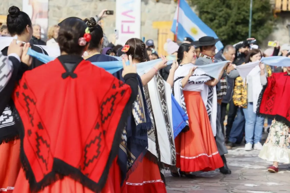 Gennuso habló sobre "la Patria del futuro"