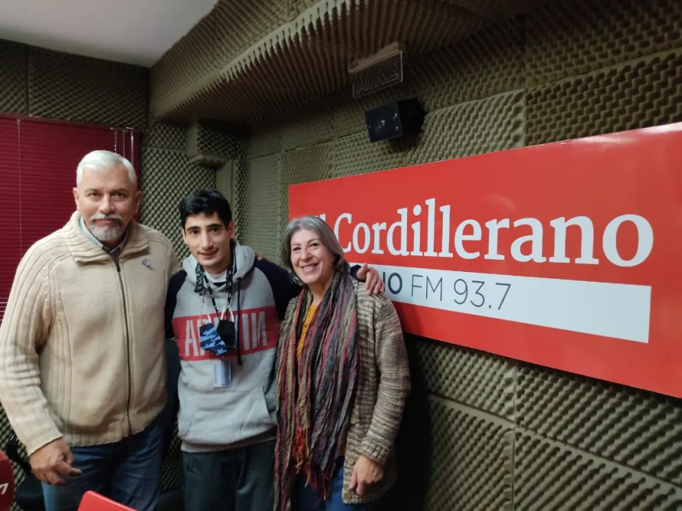 La nueva experiencia de Nicolás como trabajador en un restaurante