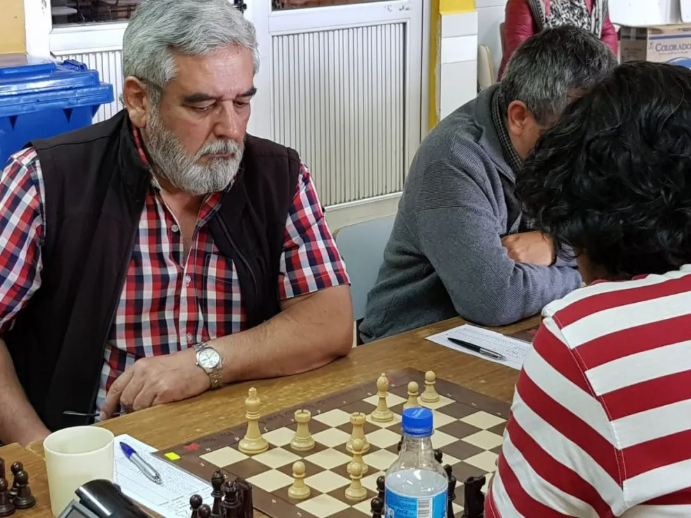 Mario Suárez, de Bolivia, se quedó con el torneo de ajedrez en memoria de Daniel Lallana