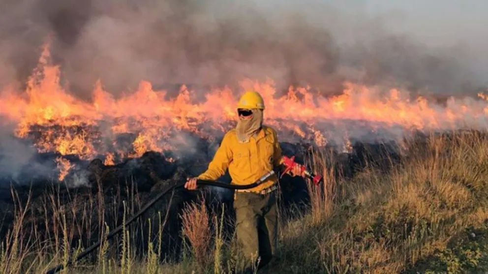 Preocupante: hay más de 100 focos de incendios activos en la provincia