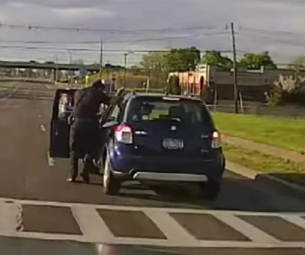 |Video| Roadrunner el héroe que evitó un accidente catastrófico