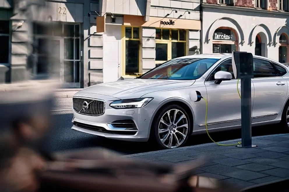 Volvo anunció que instalará 18 puntos de recarga para autos eléctricos
