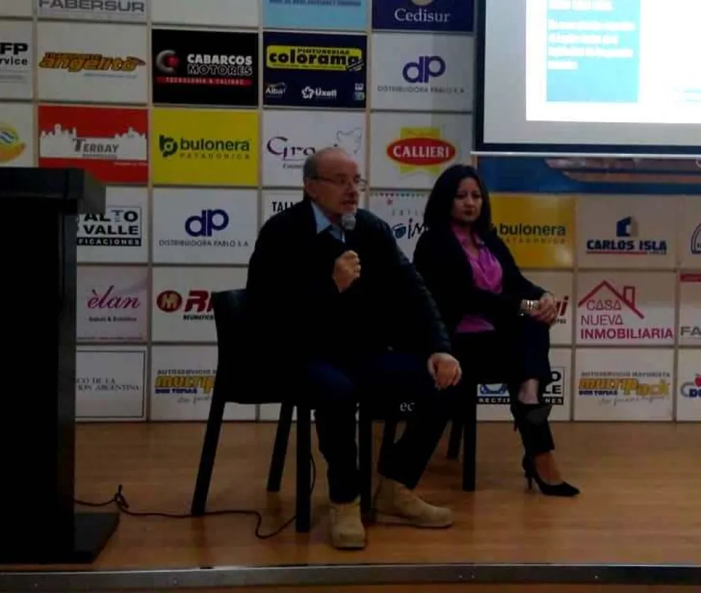 Presentaron en la ciudad la boleta única que buscan implementar en 2023