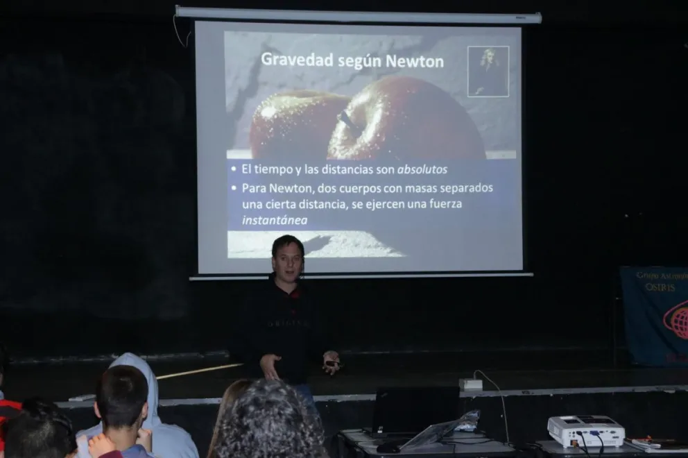 Charla abierta "El Big Bang, un modelo para el universo"