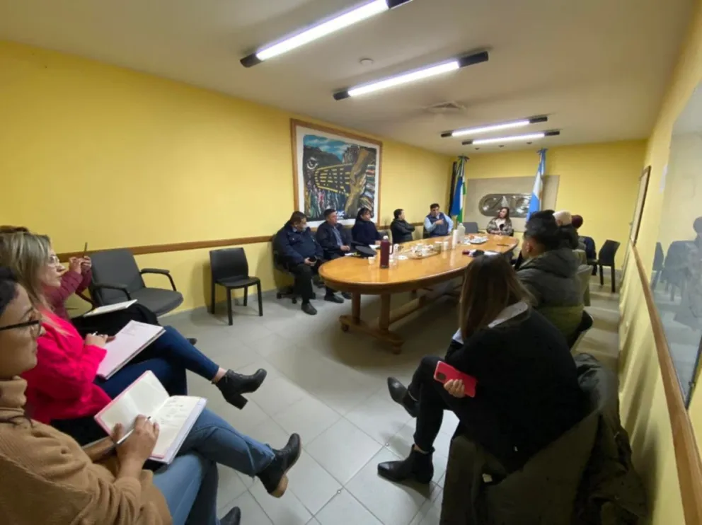 Minor se reunió con la CAIC y acordaron continuar con los operativos 