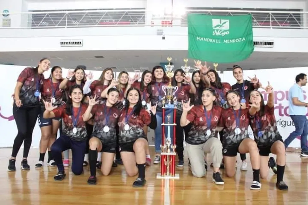 Goliat subió al podio en San Luis, Defensa de Tandil y Ballester ganaron en Bariloche