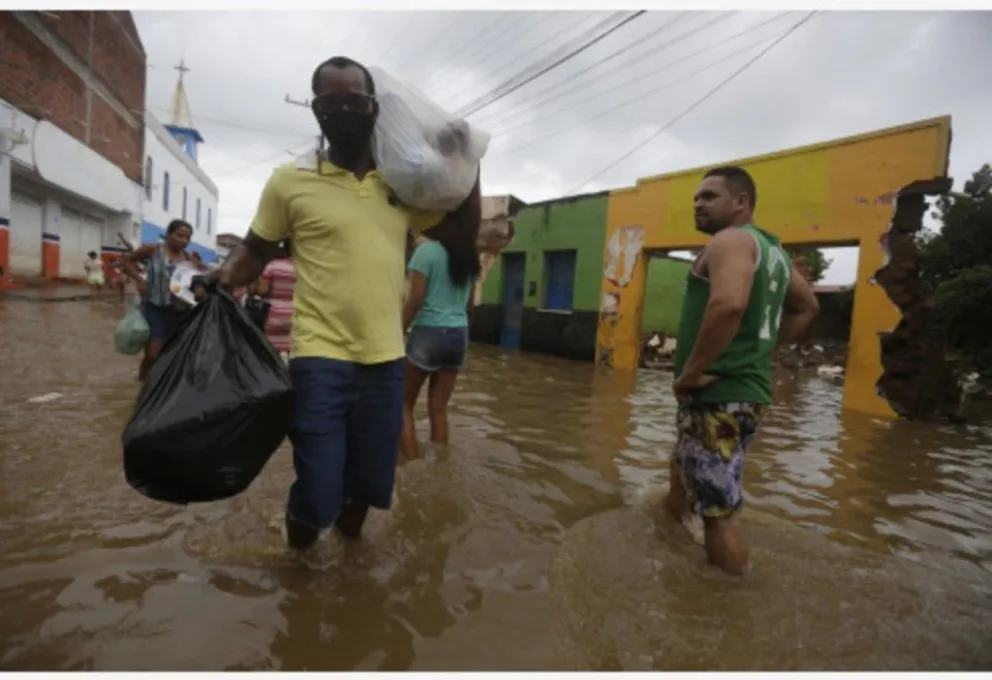 Ascienden a 56 los muertos a causa de las lluvias en el estado brasileño de Pernambuco