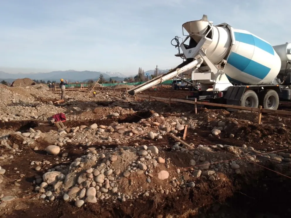 De una esquina a un edificio de 1300m2: así avanza la terminal de El Bolsón