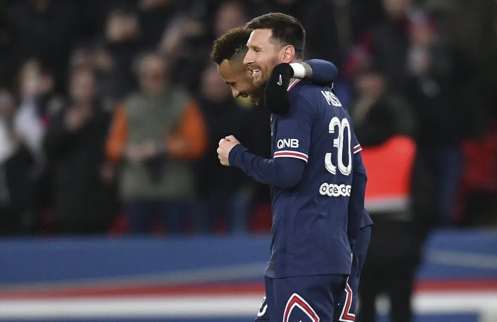 Neymar respaldó a Messi: "Algunos no entienden cómo juega"