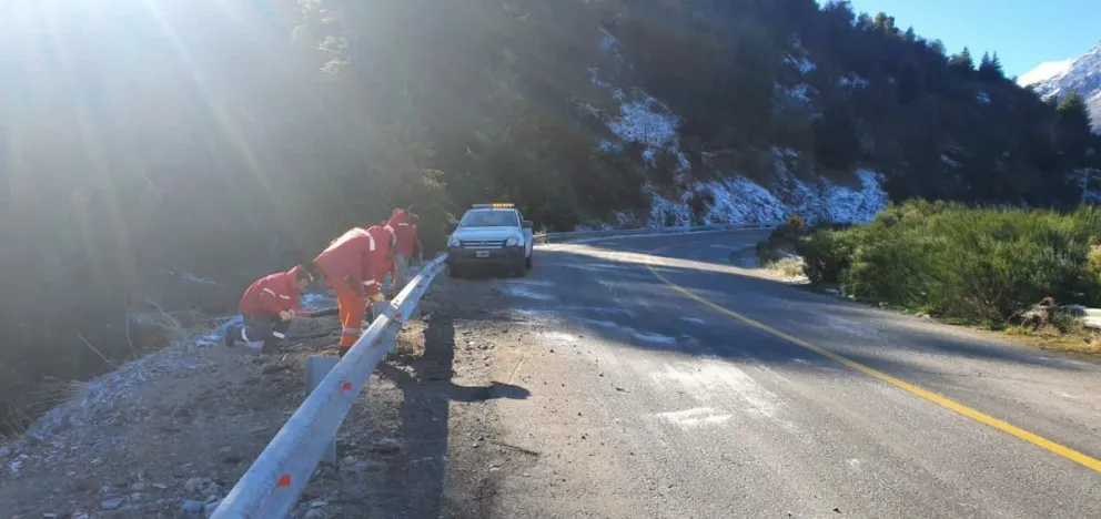 Arreglaron los daños que provocó el aparatoso accidente en río Foyel