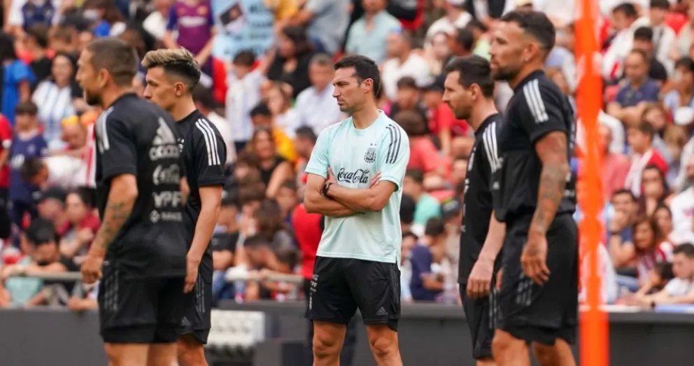 Chiqui Tapia tendría una decisión tomada sobre el futuro de Scaloni en la selección