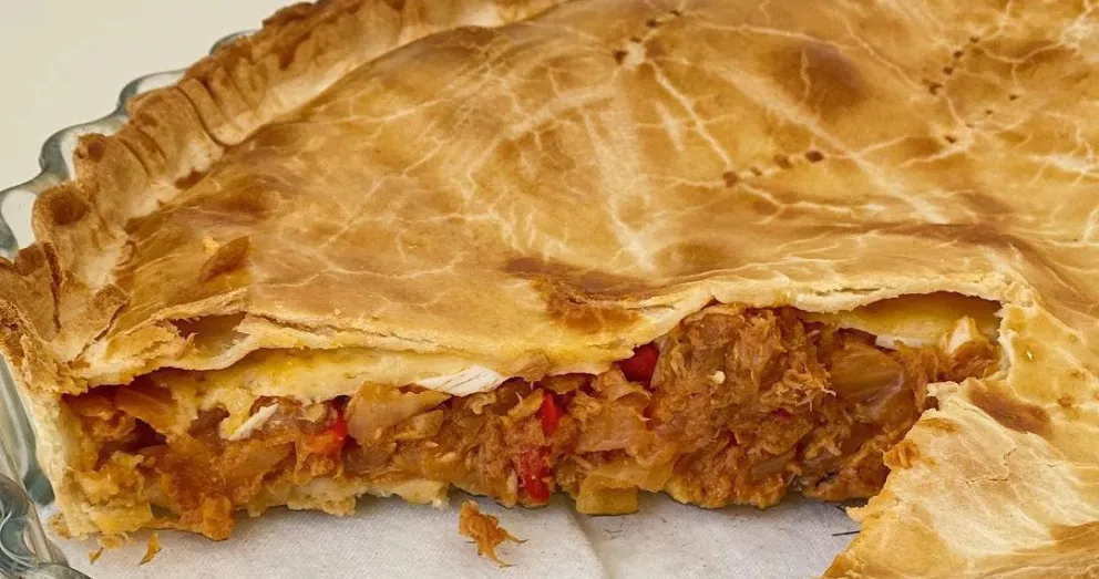 Riquísima: hacé una tarta de atún con masa casera