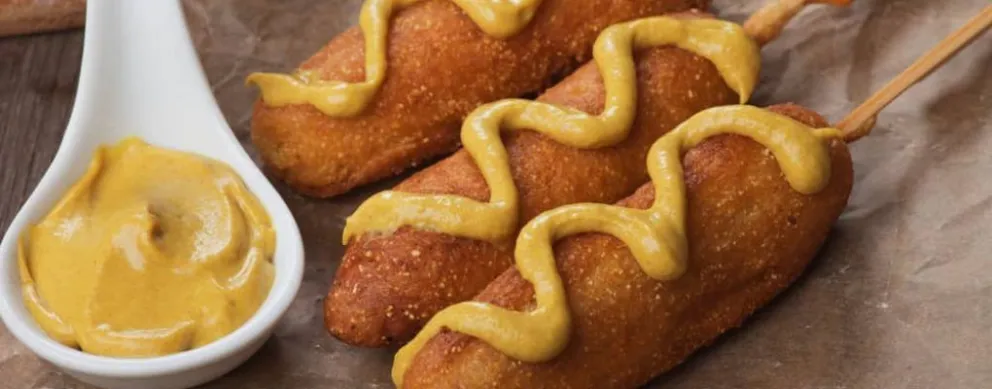 Para chuparse los dedos: paso a paso para preparar banderillas de salchicha y queso 